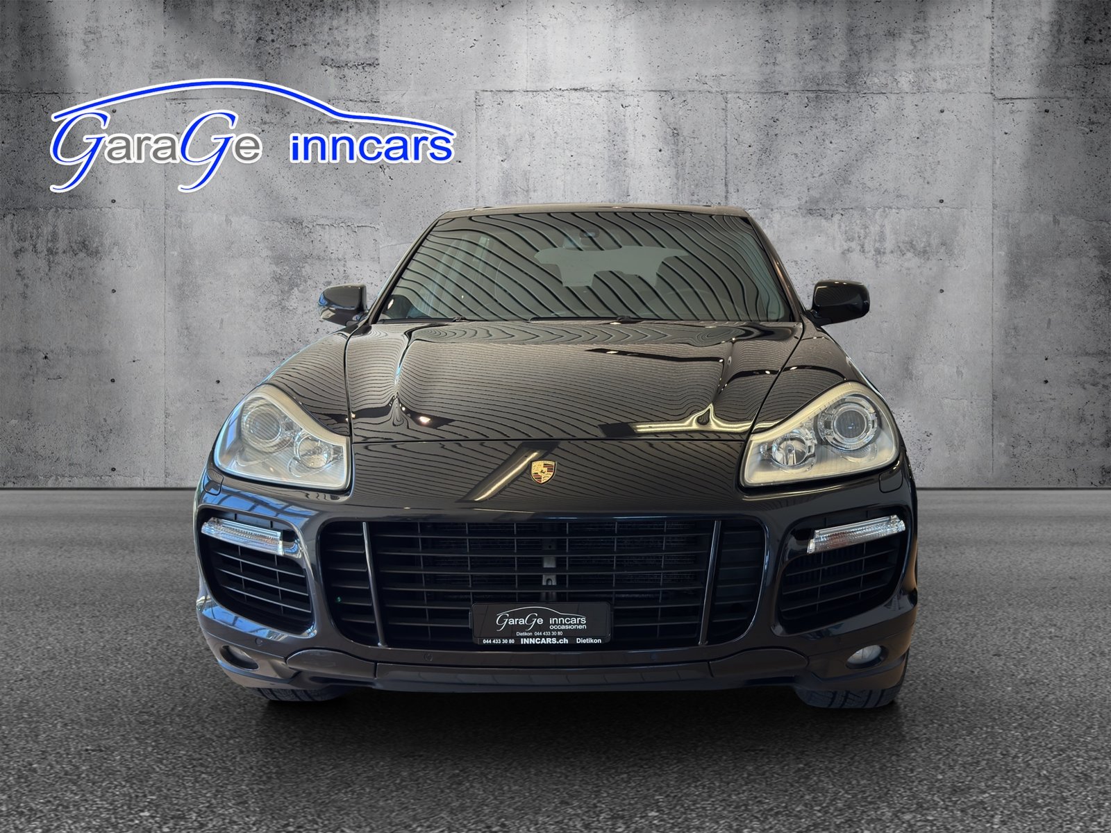 PORSCHE Cayenne Turbo