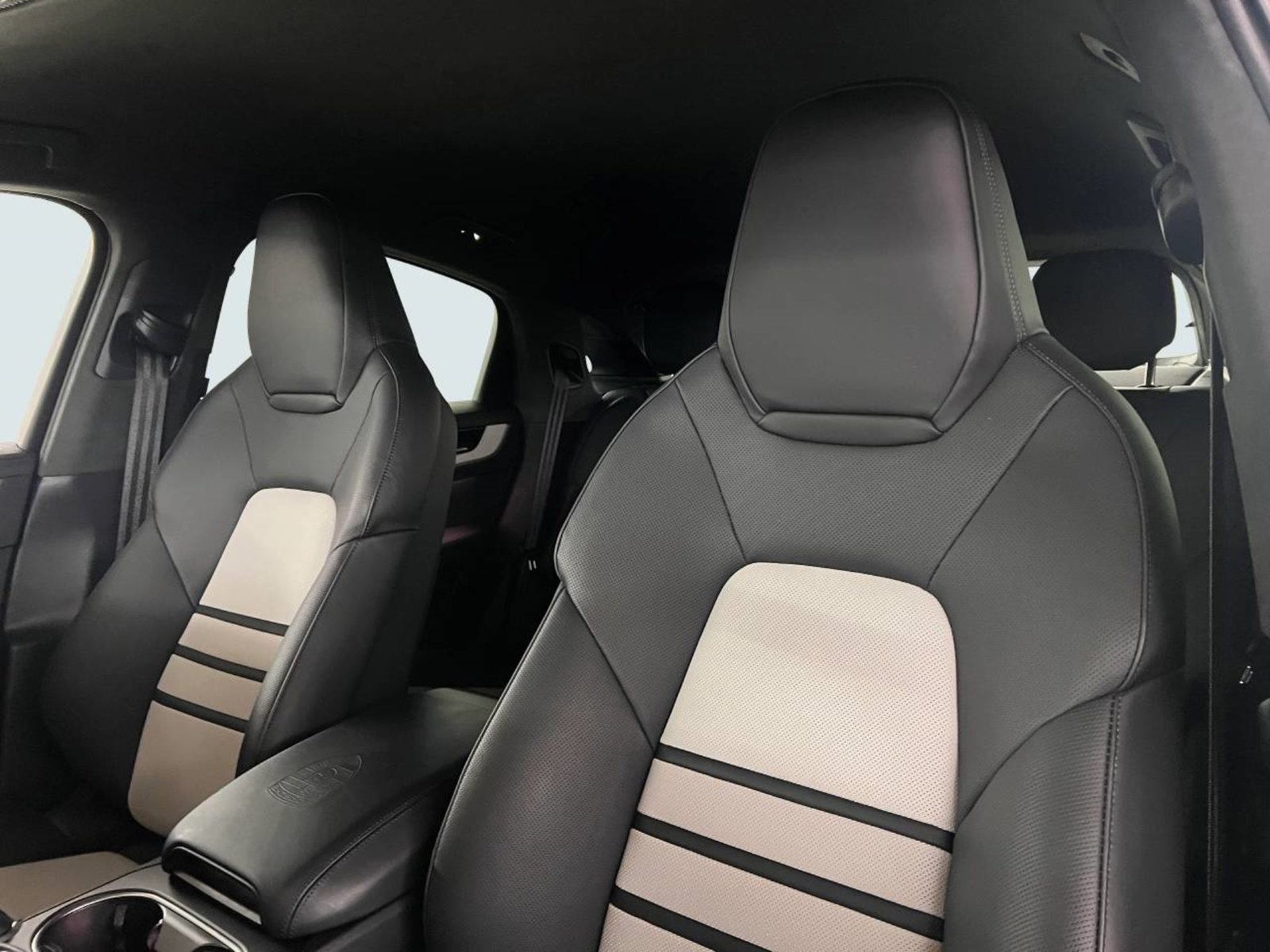 PORSCHE Cayenne Turbo E-Hybrid Coupé mit GT-Paket, Hybride Rechargeable Essence/Électricité, Occasion / Utilisé, Automatique - 5