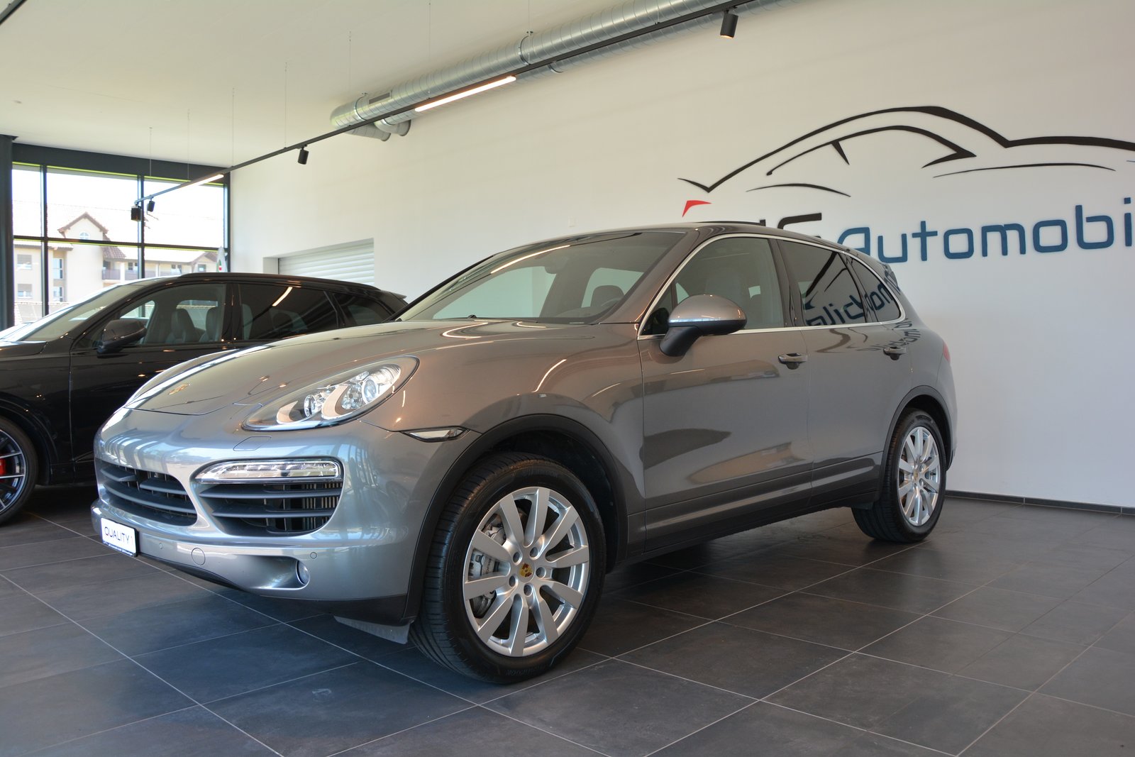 PORSCHE Cayenne S Diesel, Diesel, Second hand / Used, Automatic - 2