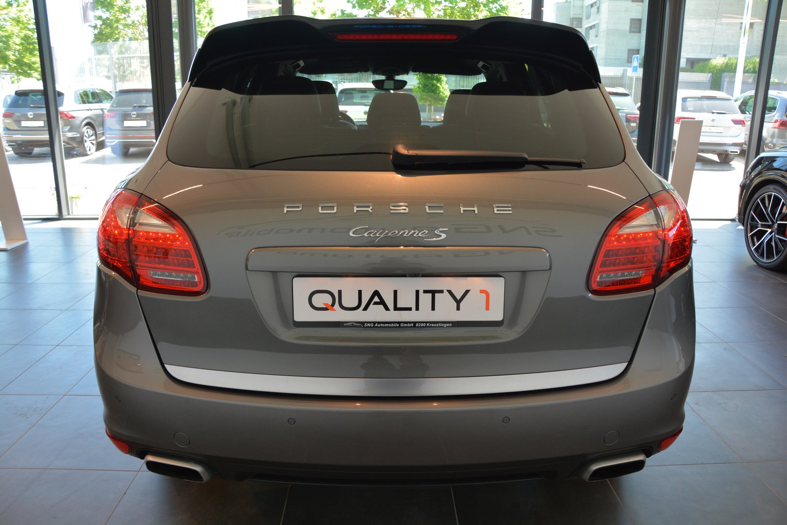 PORSCHE Cayenne S Diesel, Diesel, Second hand / Used, Automatic - 5