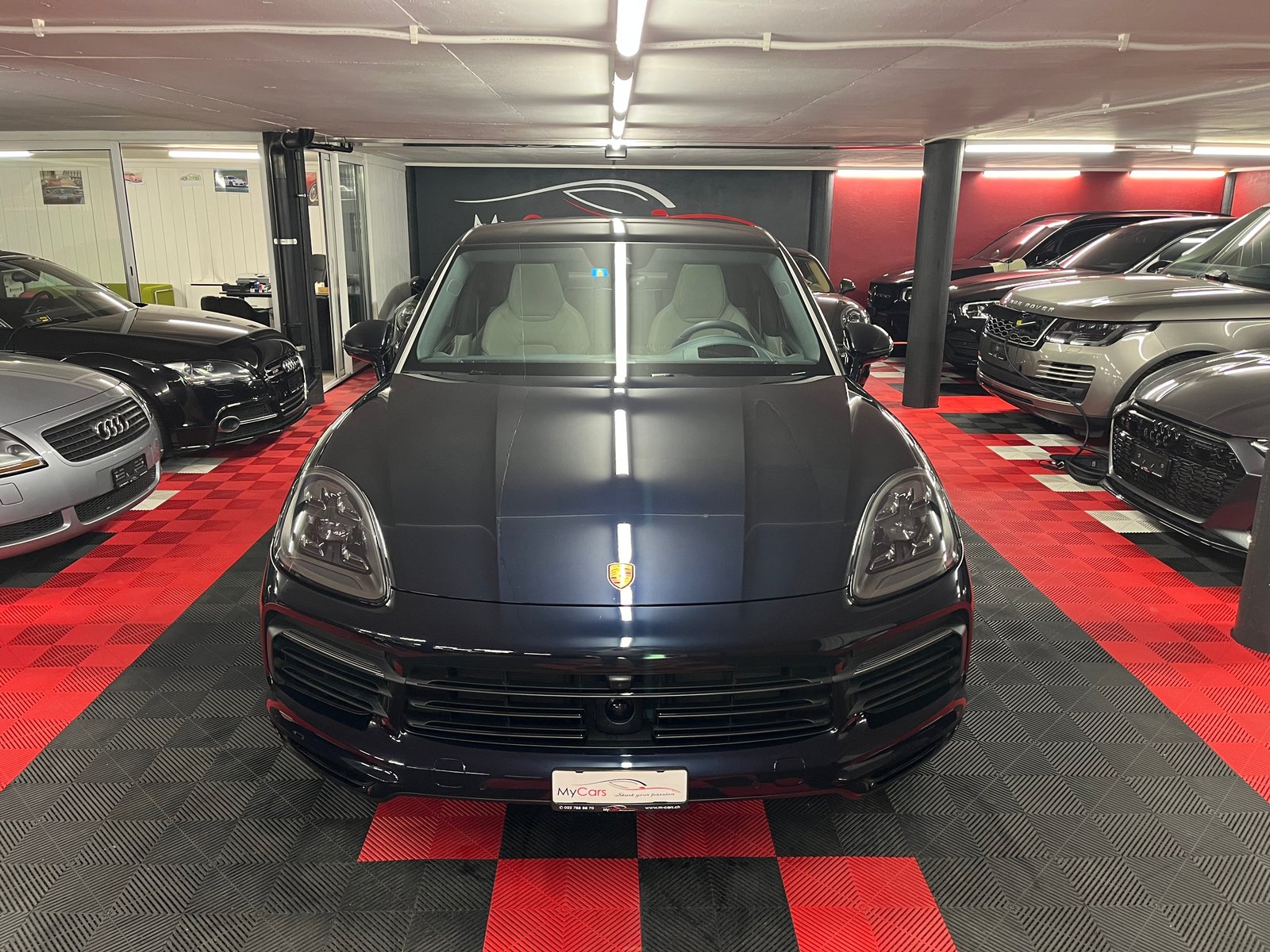 PORSCHE Cayenne Coupé E-Hybrid, Plug-in-Hybrid Benzin/Elektro, Occasion / Gebraucht, Automatik - 2