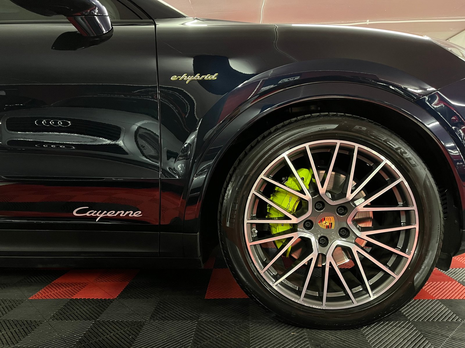 PORSCHE Cayenne Coupé E-Hybrid, Plug-in-Hybrid Benzin/Elektro, Occasion / Gebraucht, Automatik - 4