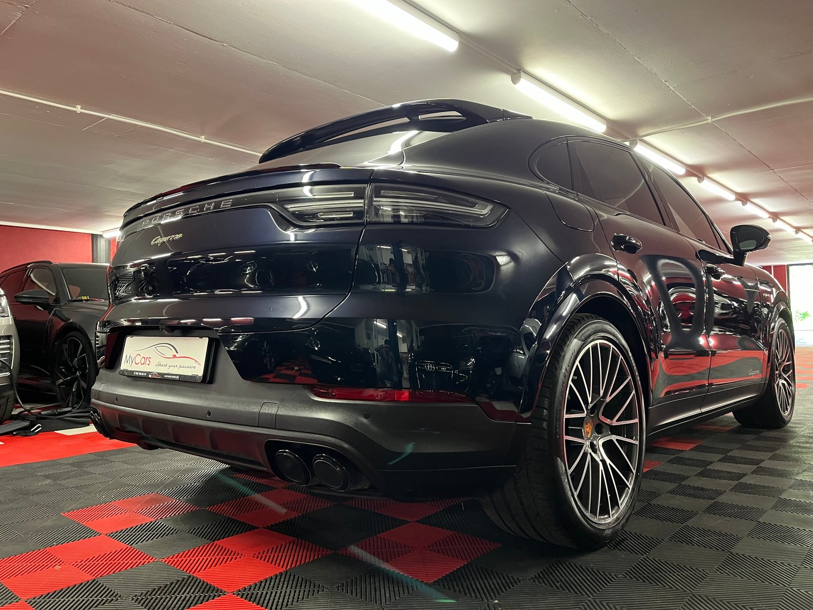 PORSCHE Cayenne Coupé E-Hybrid, Plug-in-Hybrid Benzin/Elektro, Occasion / Gebraucht, Automatik - 7