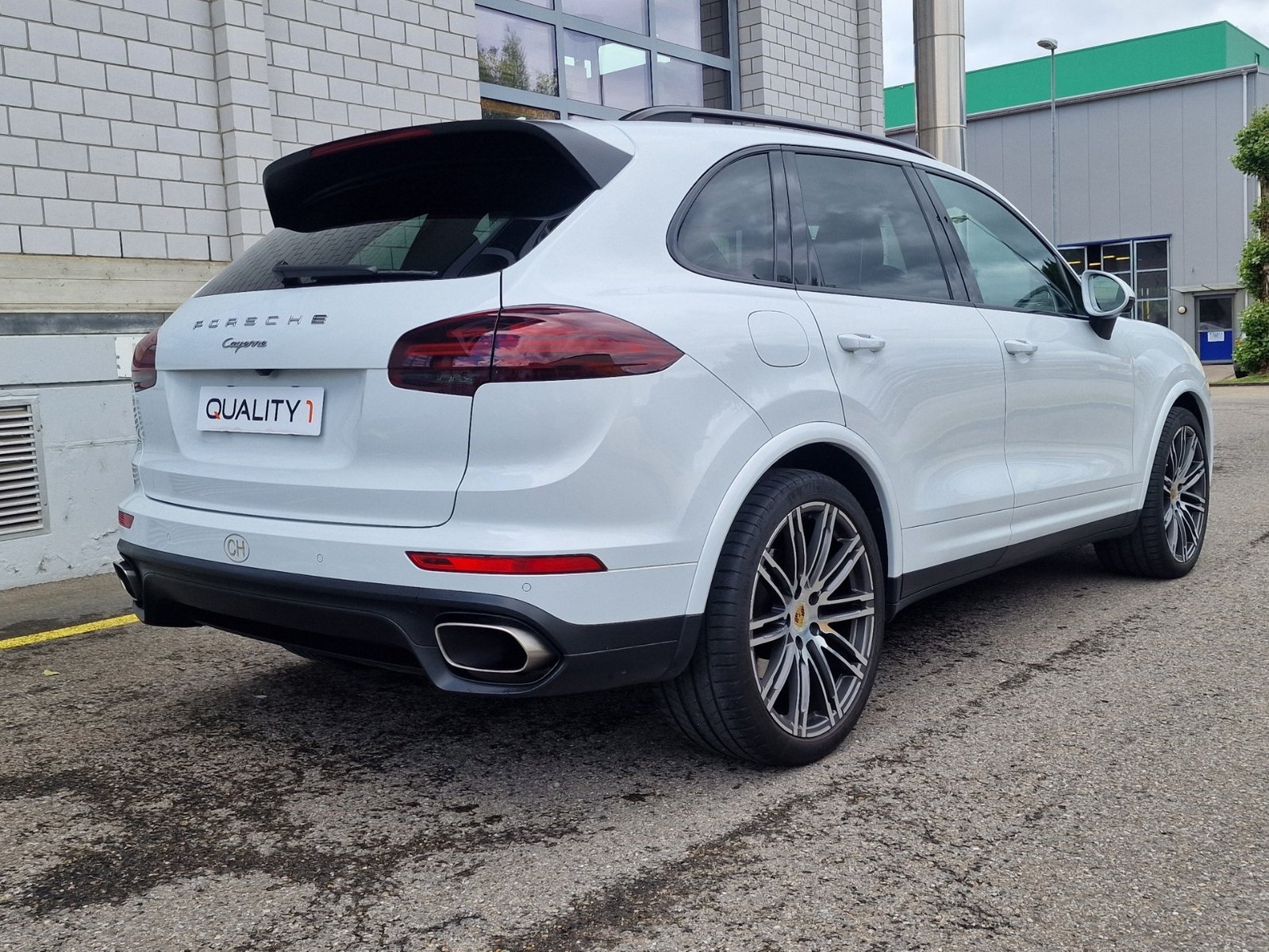 PORSCHE Cayenne Diesel Platinum Edition, Diesel, Second hand / Used, Automatic - 5