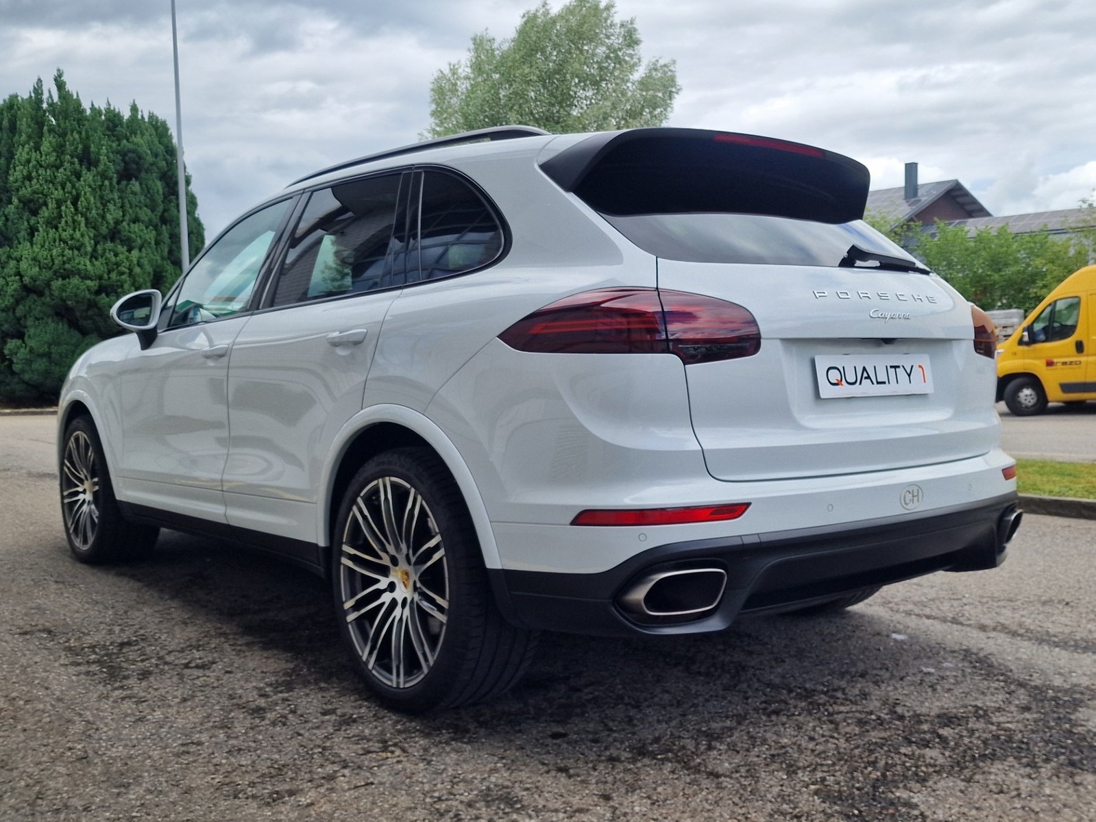 PORSCHE Cayenne Diesel Platinum Edition, Diesel, Second hand / Used, Automatic - 6