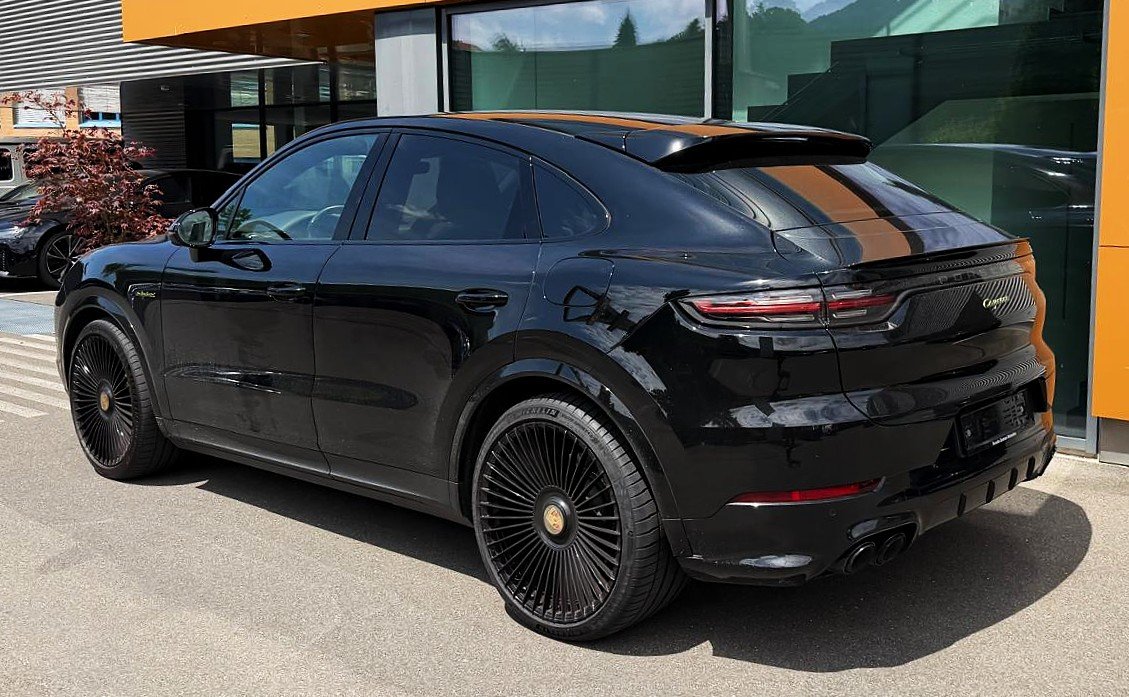 PORSCHE Cayenne Coupé 3.0 V6 E-Hybrid Platinum Edition, Hybride Rechargeable Essence/Électricité, Occasion / Utilisé, Automatique - 3