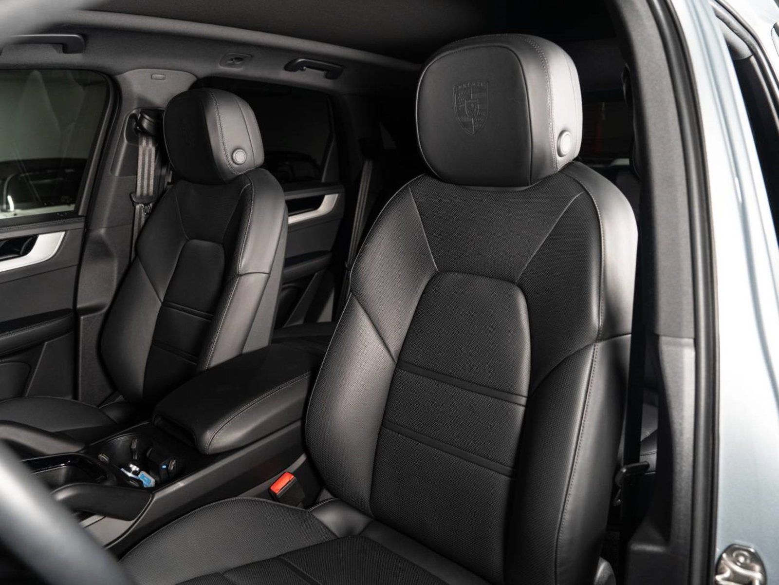PORSCHE Cayenne S E-Hybrid, Plug-in-Hybrid Petrol/Electric, Second hand / Used, Automatic - 5