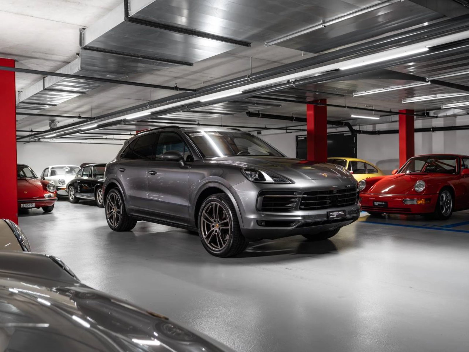 PORSCHE Cayenne, Petrol, Second hand / Used, Automatic - 6