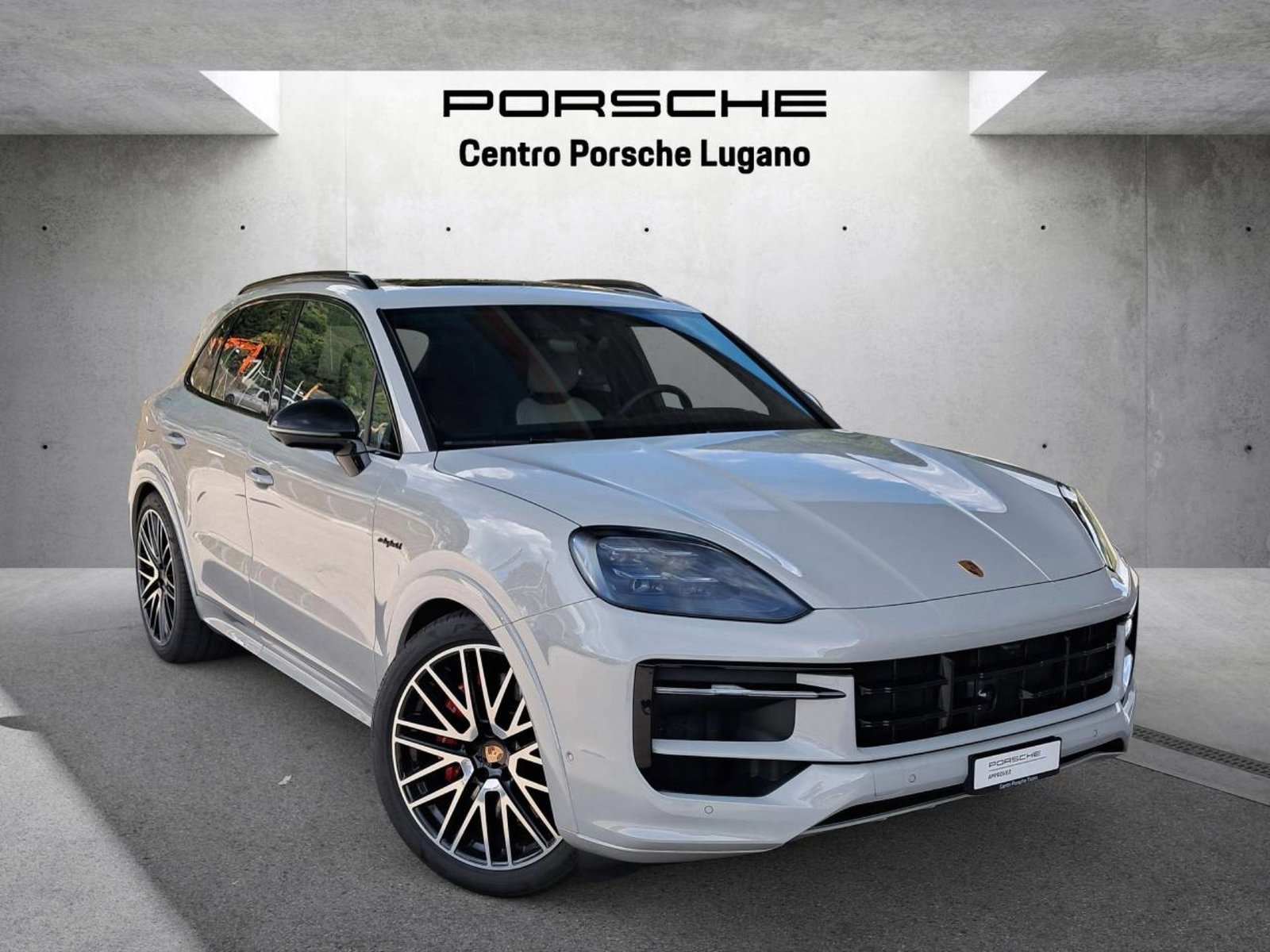 PORSCHE Cayenne S E-Hybrid Black Edition
