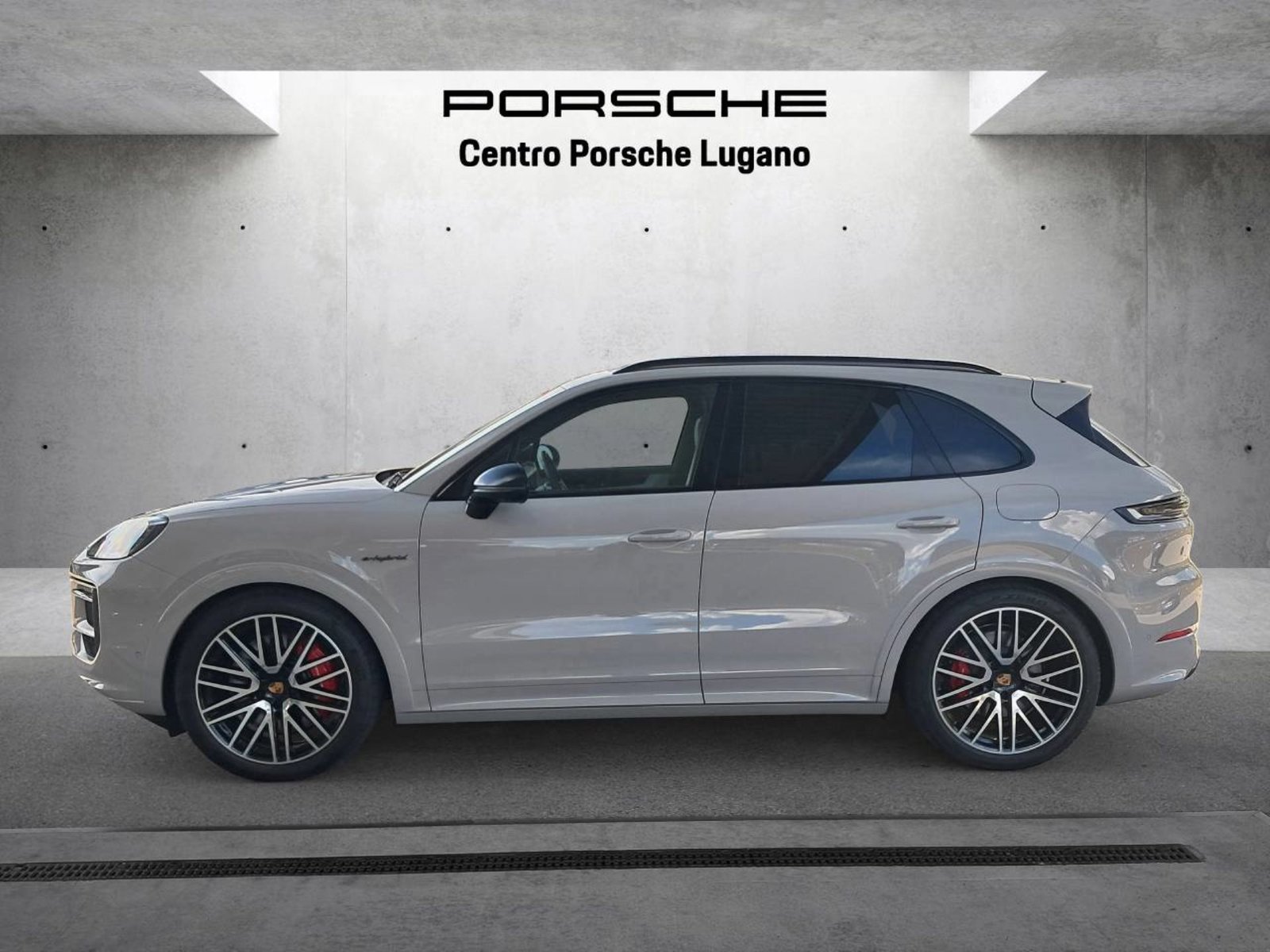 PORSCHE Cayenne S E-Hybrid Black Edition, Plug-in-Hybrid Benzina/Elettrica, Occasioni / Usate, Automatico - 2