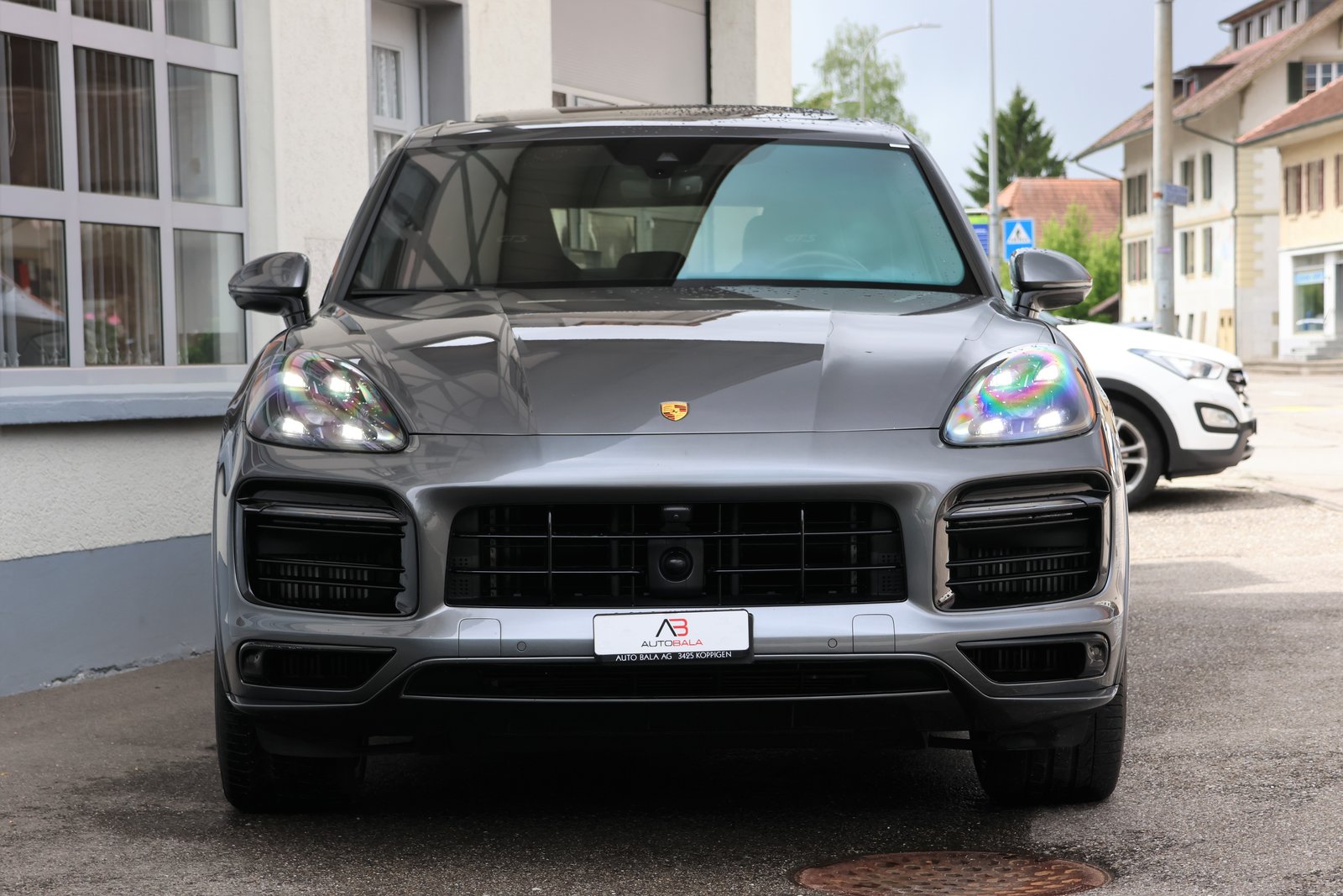 PORSCHE Cayenne GTS (CH) 2+2y Approved, Petrol, Second hand / Used, Automatic - 2