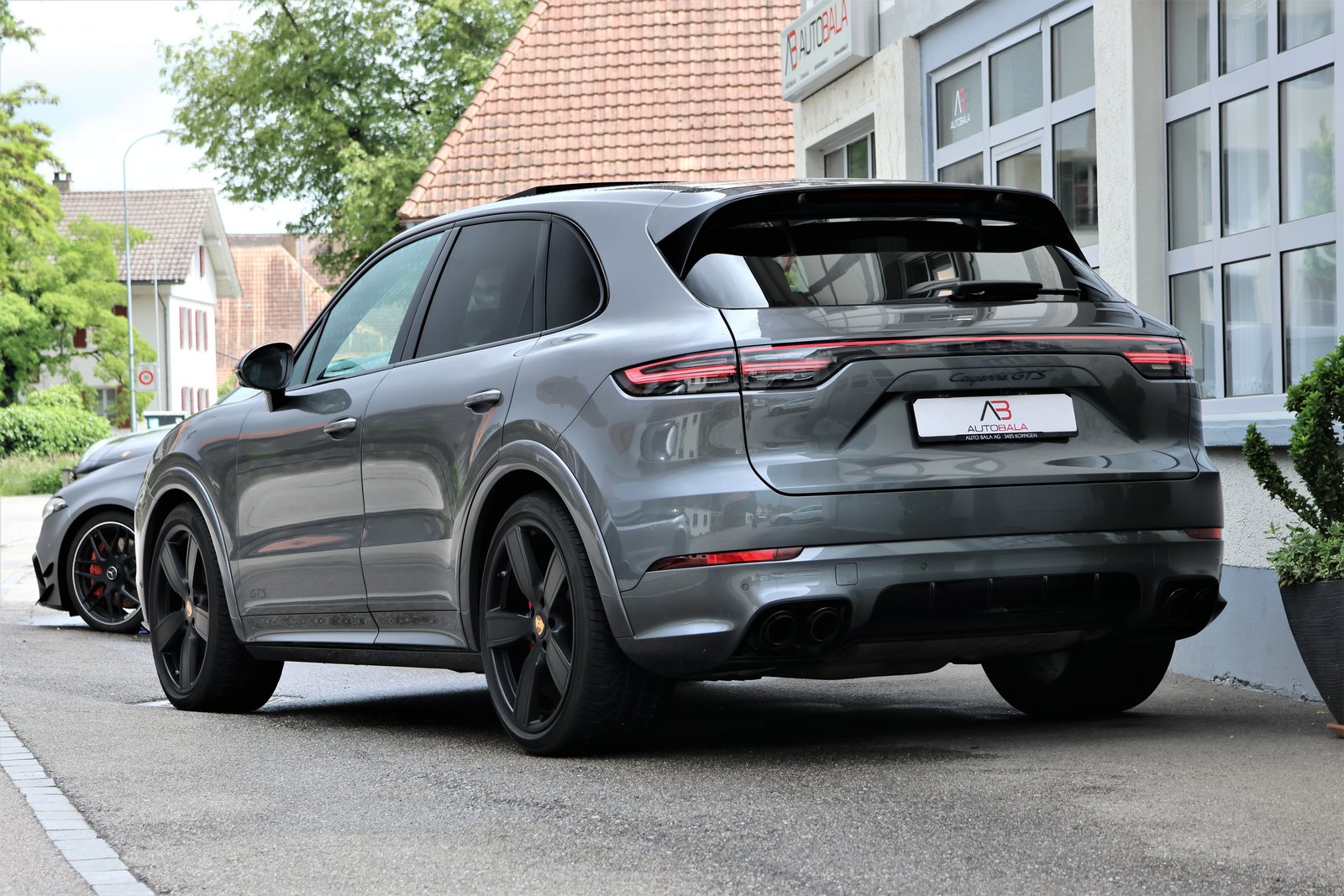 PORSCHE Cayenne GTS (CH) 2+2y Approved, Petrol, Second hand / Used, Automatic - 3
