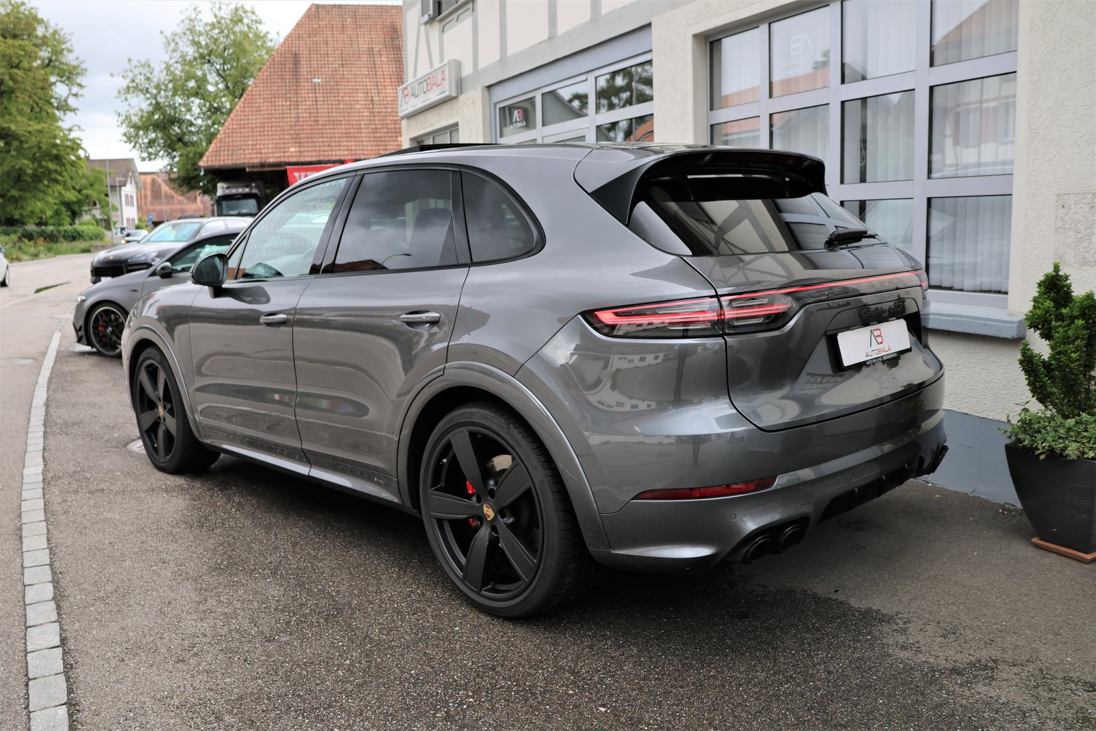 PORSCHE Cayenne GTS (CH) 2+2y Approved, Petrol, Second hand / Used, Automatic - 7