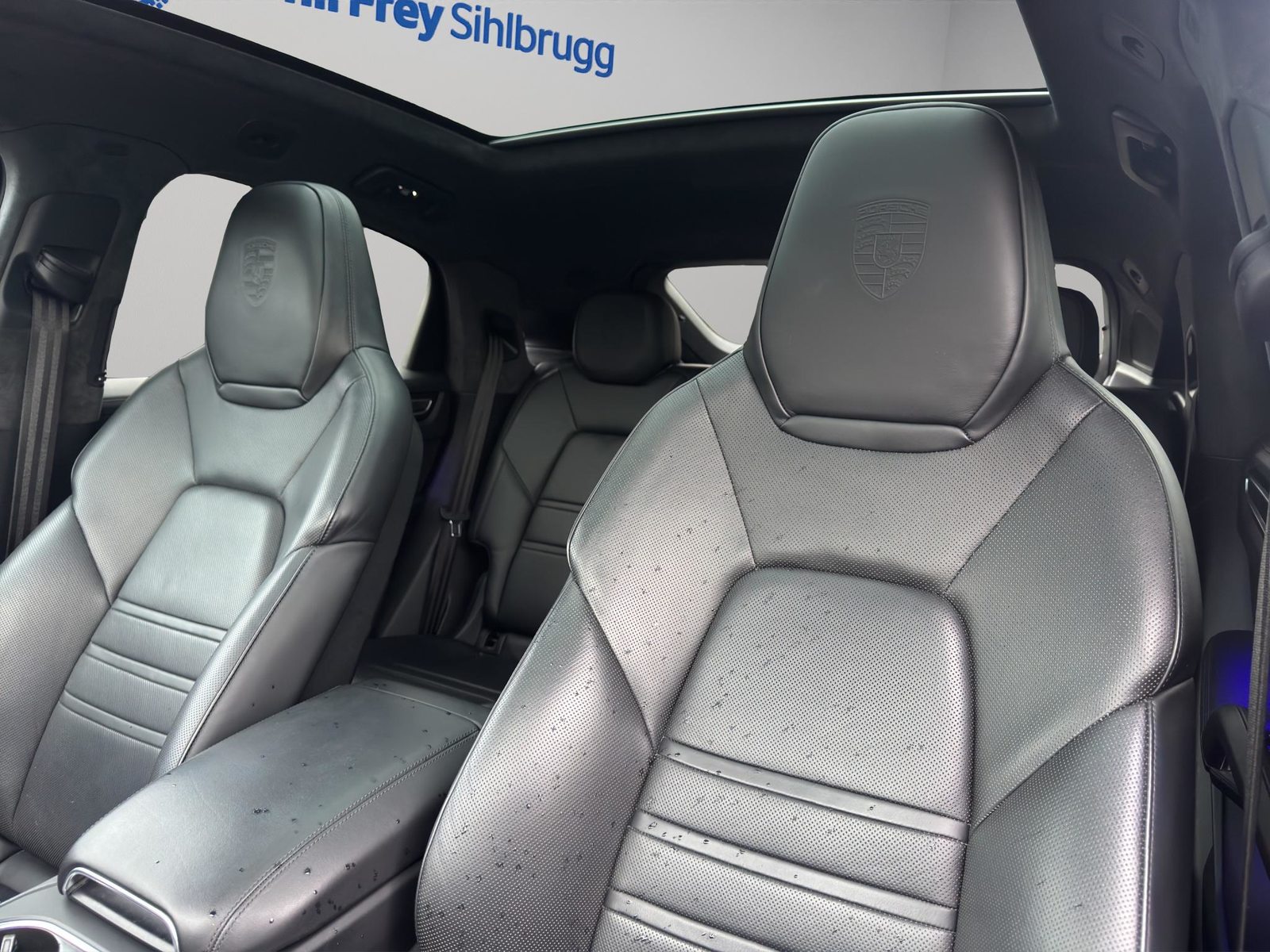 PORSCHE Cayenne Coupé 4.0 V8 Turbo S E-Hybrid, Plug-in-Hybrid Petrol/Electric, Second hand / Used, Automatic - 3