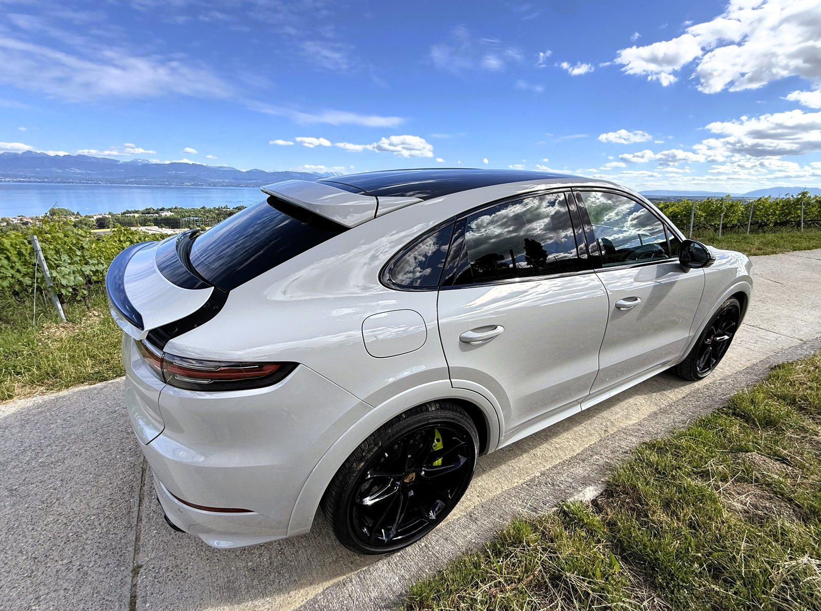 PORSCHE Cayenne Turbo Coupé S E-Hybrid, Plug-in-Hybrid Petrol/Electric, Second hand / Used, Automatic - 5
