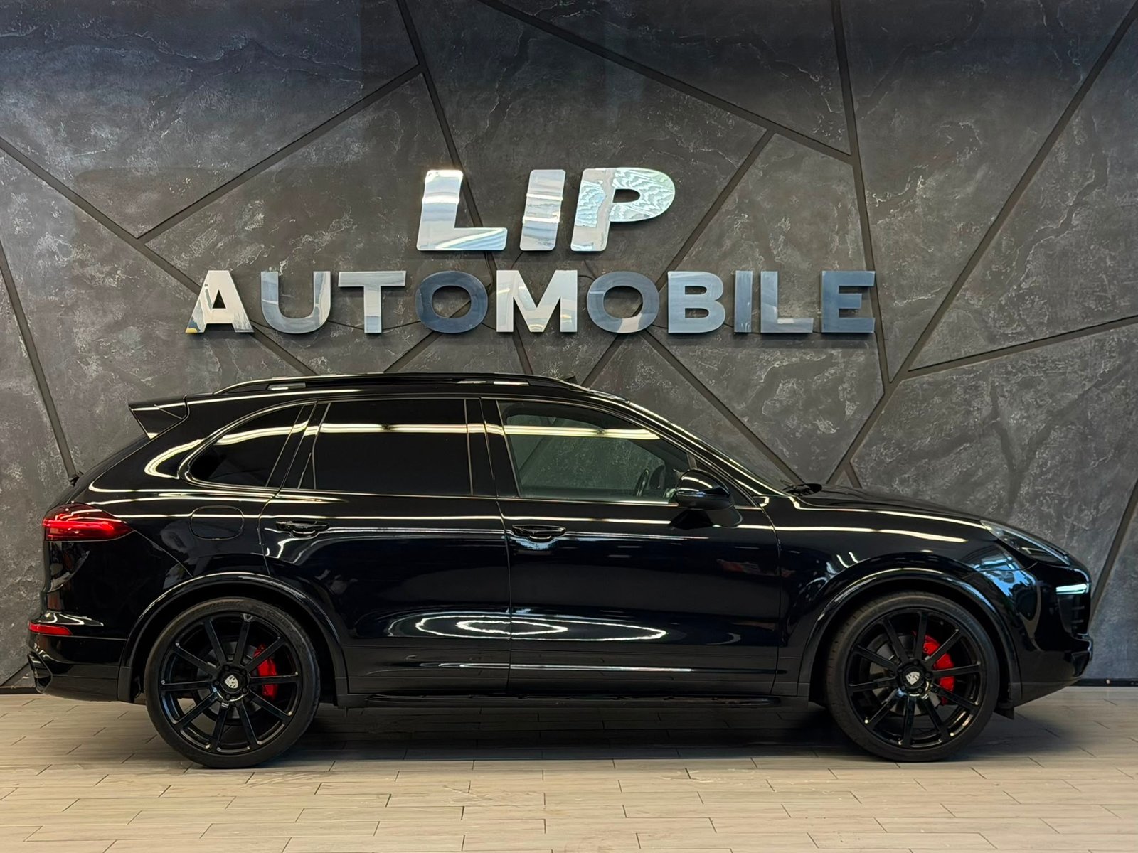 PORSCHE Cayenne Diesel Platinum Edition, Diesel, Occasion / Utilisé, Automatique - 4