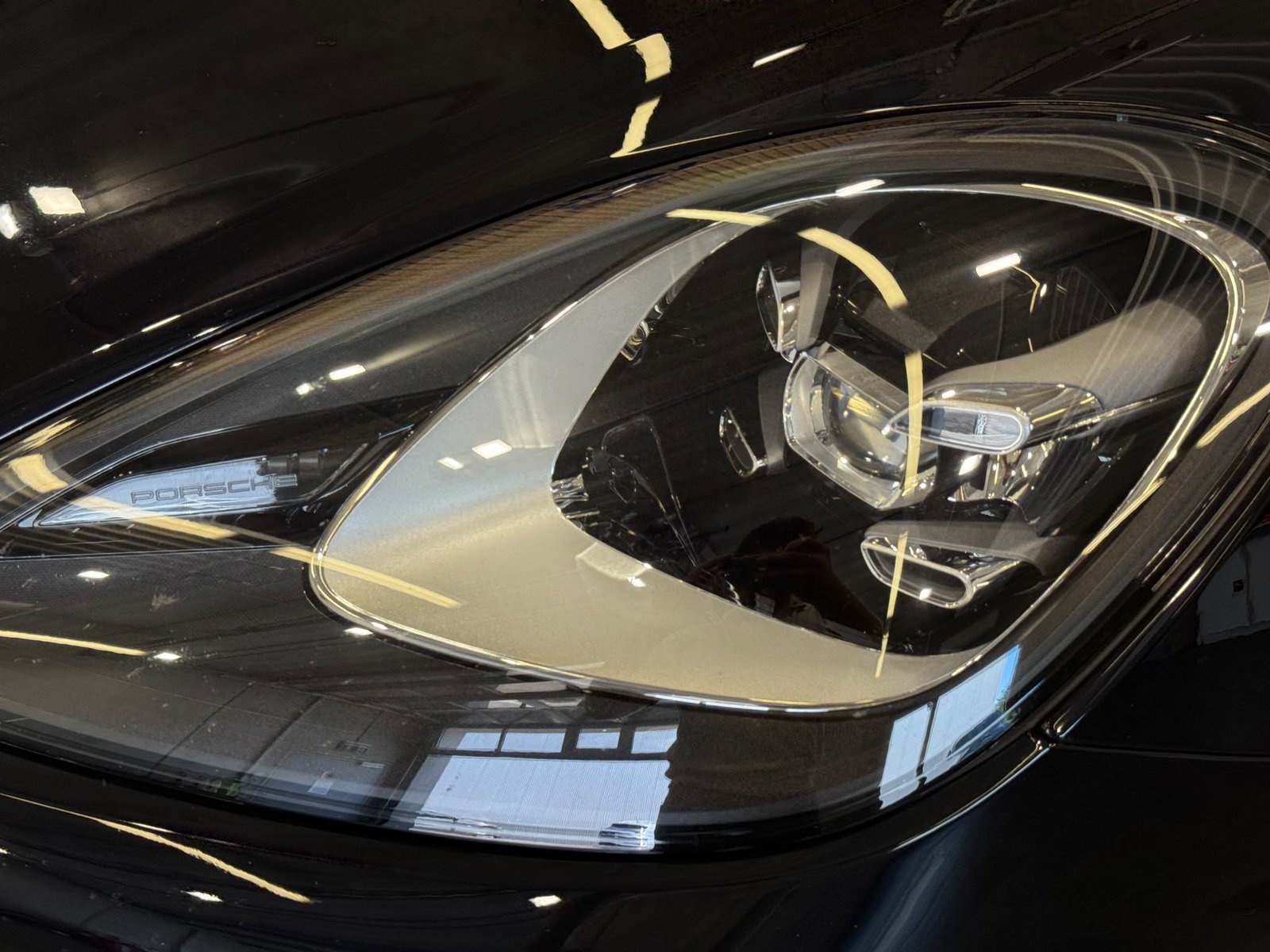 PORSCHE Cayenne S, Essence, Occasion / Utilisé, Automatique - 3