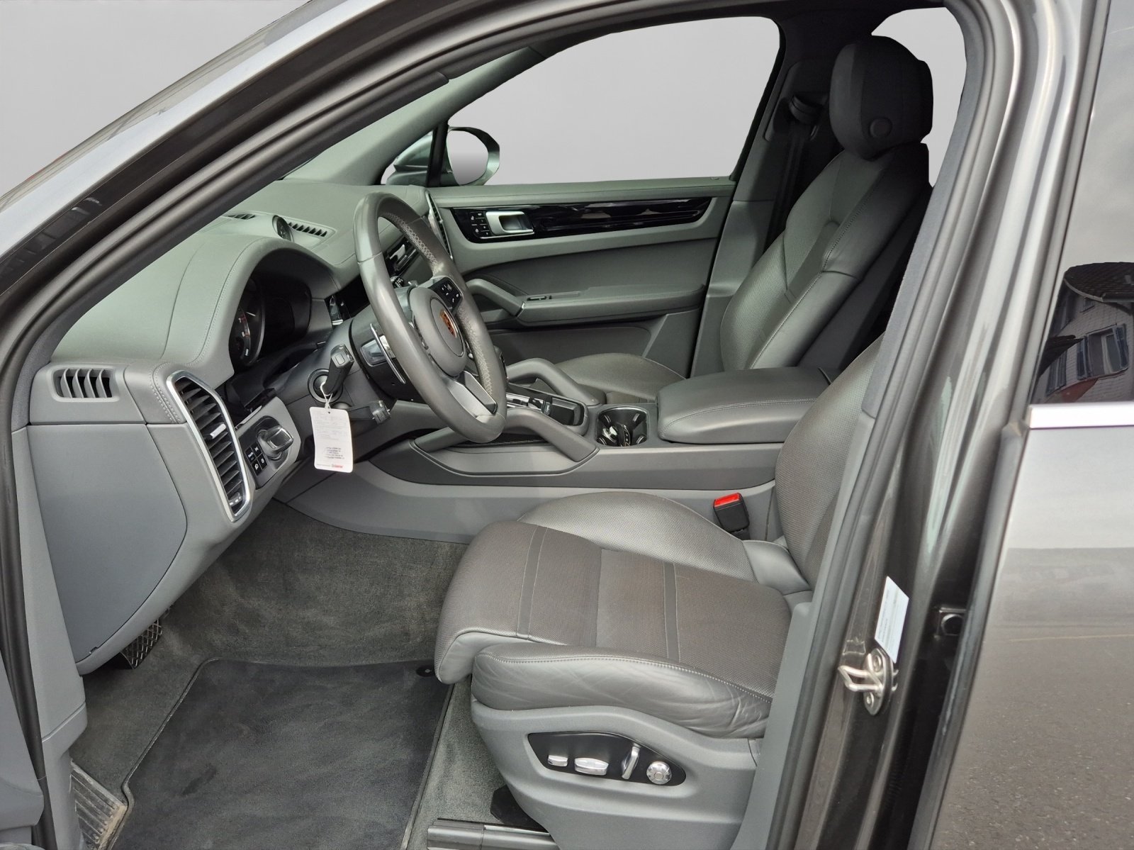 PORSCHE Cayenne 3.0 V6 E-Hybrid, Plug-in-Hybrid Benzin/Elektro, Occasion / Gebraucht, Automatik - 5