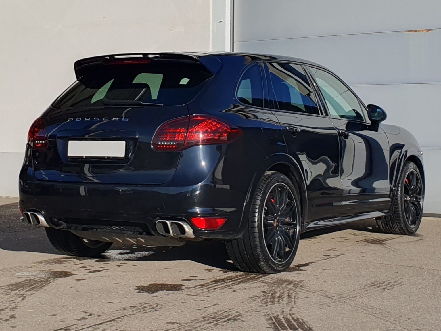 PORSCHE Cayenne Turbo S, Petrol, Second hand / Used, Automatic - 3