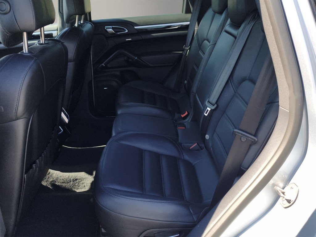 PORSCHE Cayenne 3.0 V6 S E-Hybrid, Plug-in-Hybrid Petrol/Electric, Second hand / Used, Automatic - 4