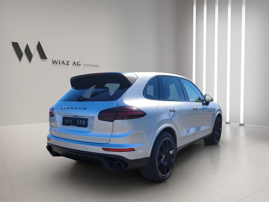 PORSCHE Cayenne 3.0 V6 S E-Hybrid, Plug-in-Hybrid Petrol/Electric, Second hand / Used, Automatic - 5