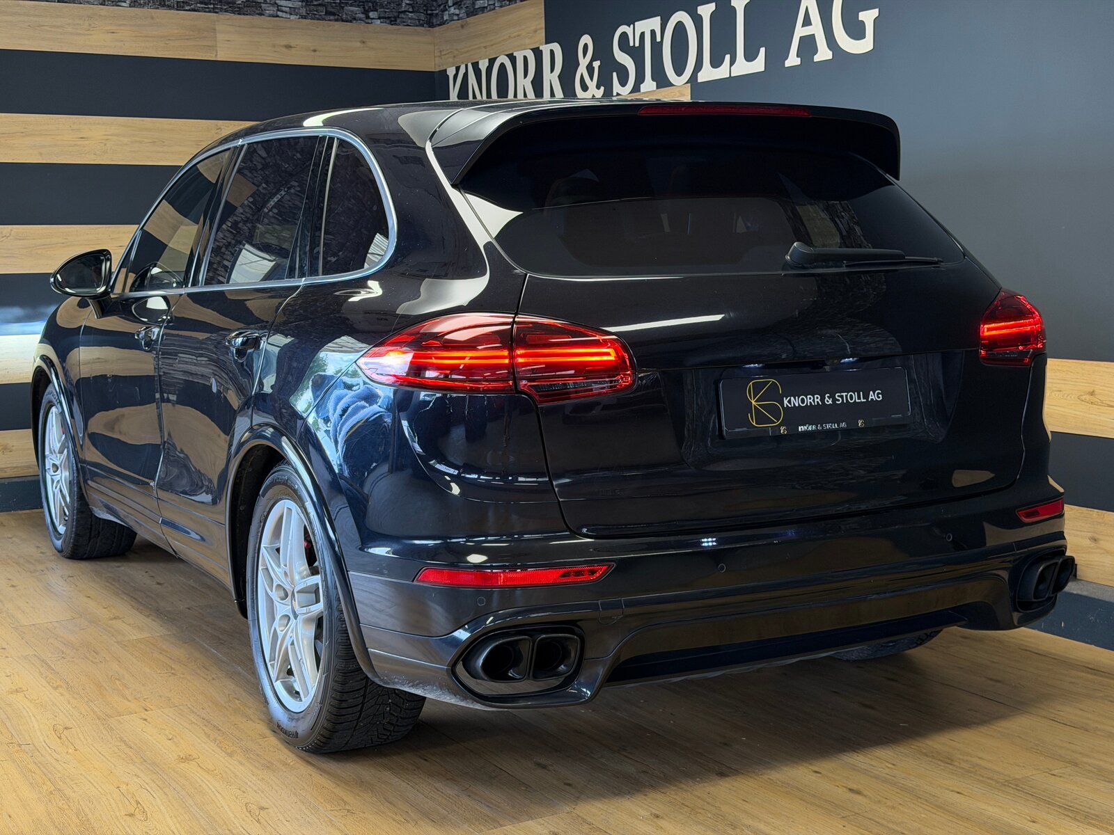 PORSCHE Cayenne Turbo, Benzin, Occasion / Gebraucht, Automatik - 6