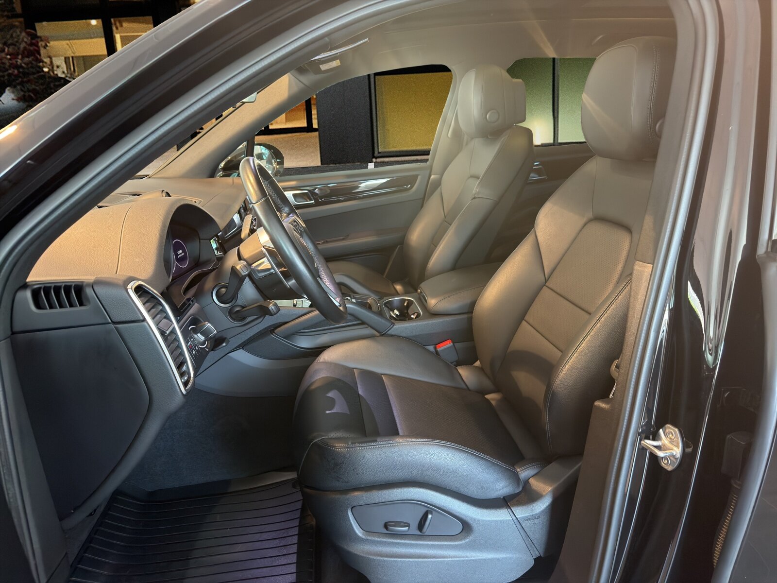 PORSCHE Cayenne 3.0 V6 / Pano-20Zoll-Standheiz-Bose, Benzina, Occasioni / Usate, Automatico - 7