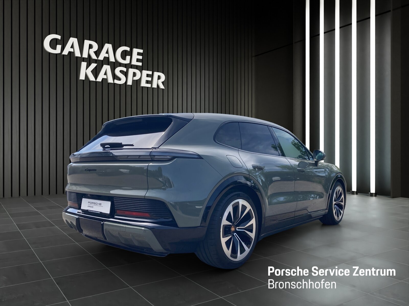 PORSCHE Cayenne Electric Basis, Électrique, Occasion / Utilisé, Automatique - 5