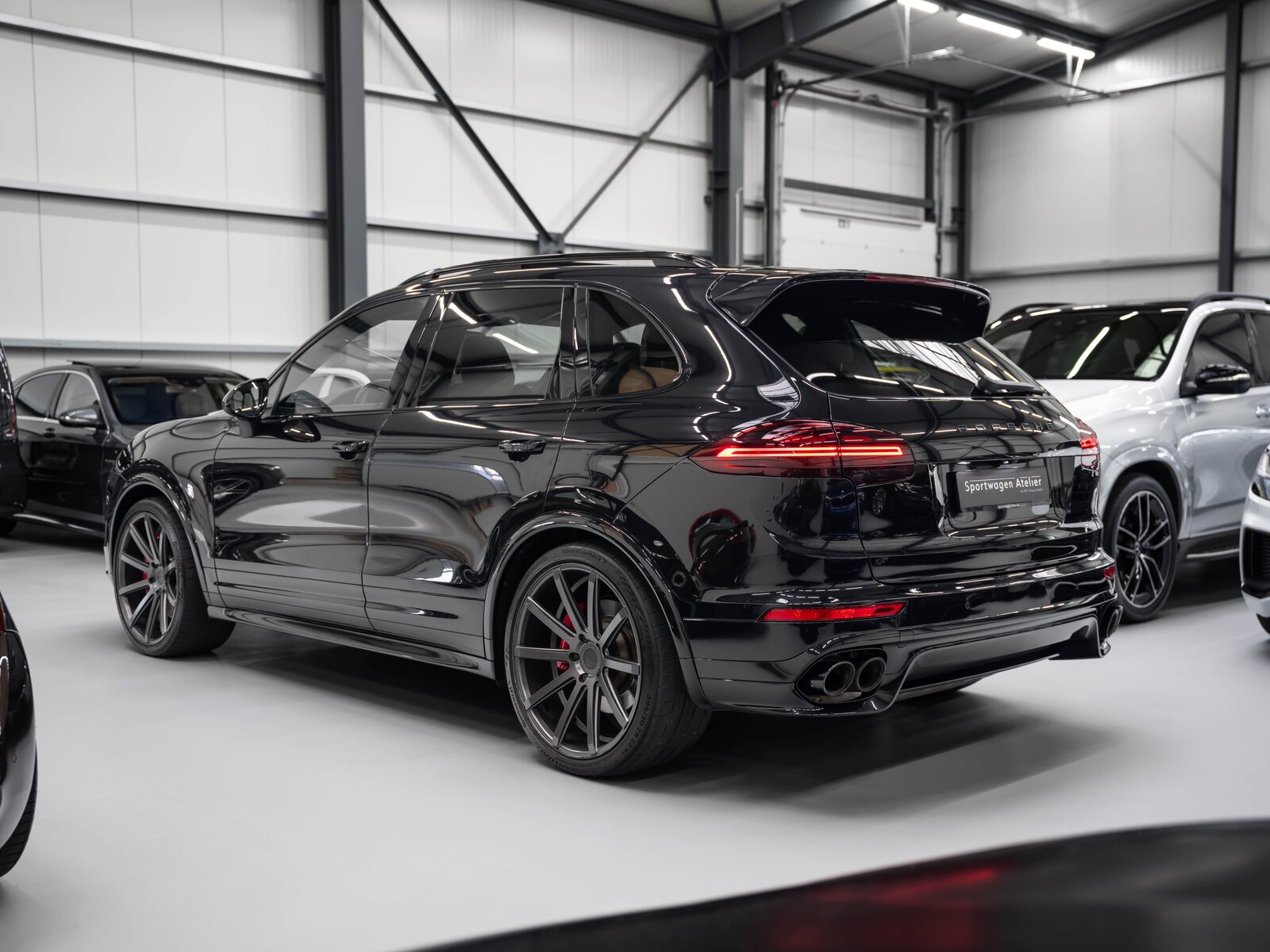 PORSCHE Cayenne Turbo, Petrol, Second hand / Used, Automatic - 2