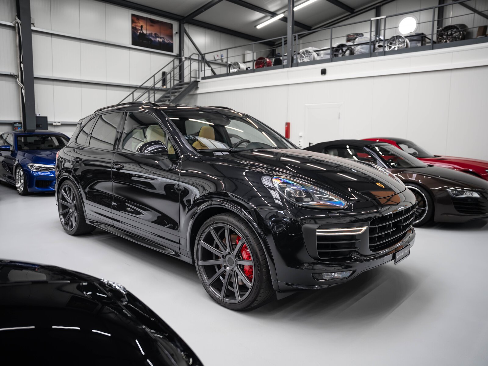 PORSCHE Cayenne Turbo, Petrol, Second hand / Used, Automatic - 5