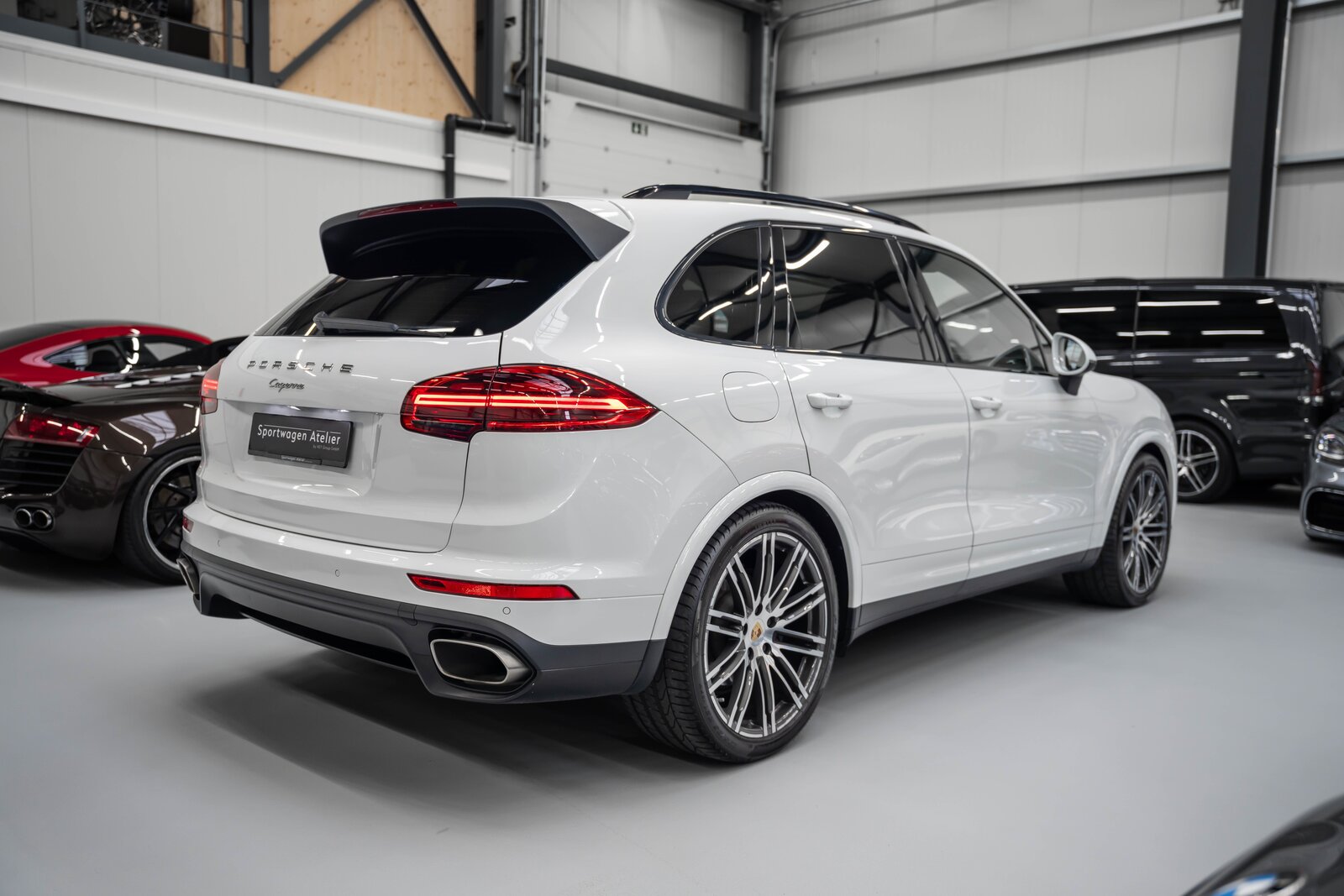 PORSCHE Cayenne Diesel Platinum Edition, Diesel, Occasioni / Usate, Automatico - 4