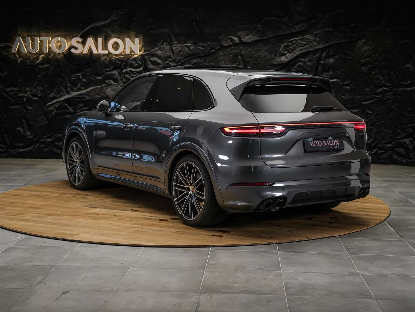 PORSCHE Cayenne 4.0 V8 GTS *CH Auto*Panorama*Massage*Allradlenkung*, Essence, Occasion / Utilisé, Automatique - 4