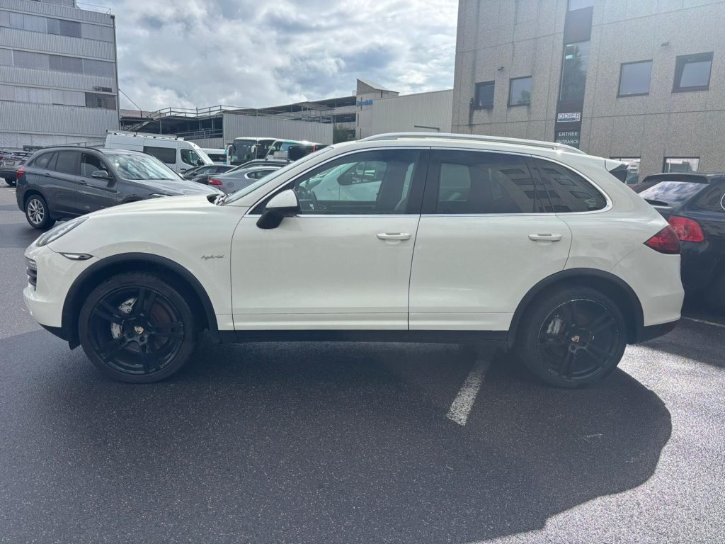 PORSCHE CAYENNE 3.0 V6 S Hybrid, Full-Hybrid Petrol/Electric, Second hand / Used, Automatic - 4
