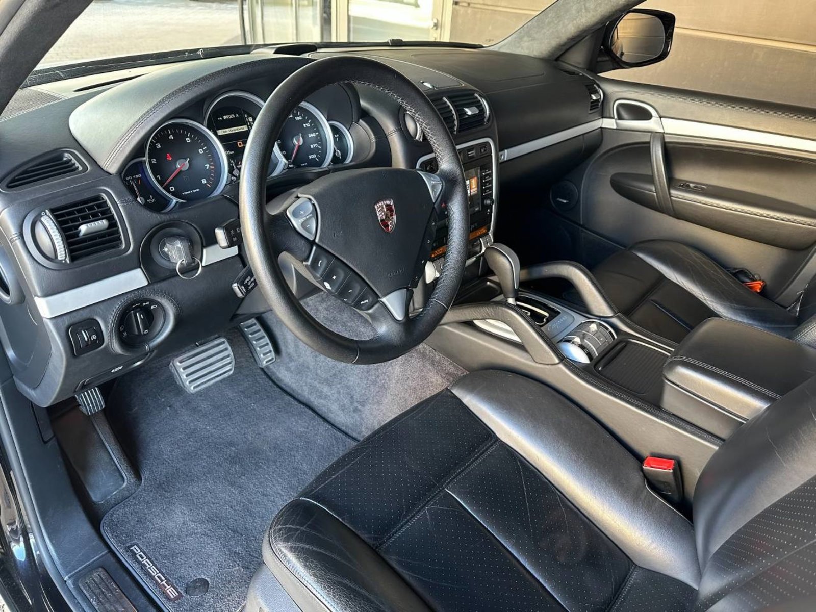 PORSCHE Cayenne Turbo, Essence, Voiture de collection, Automatique - 5