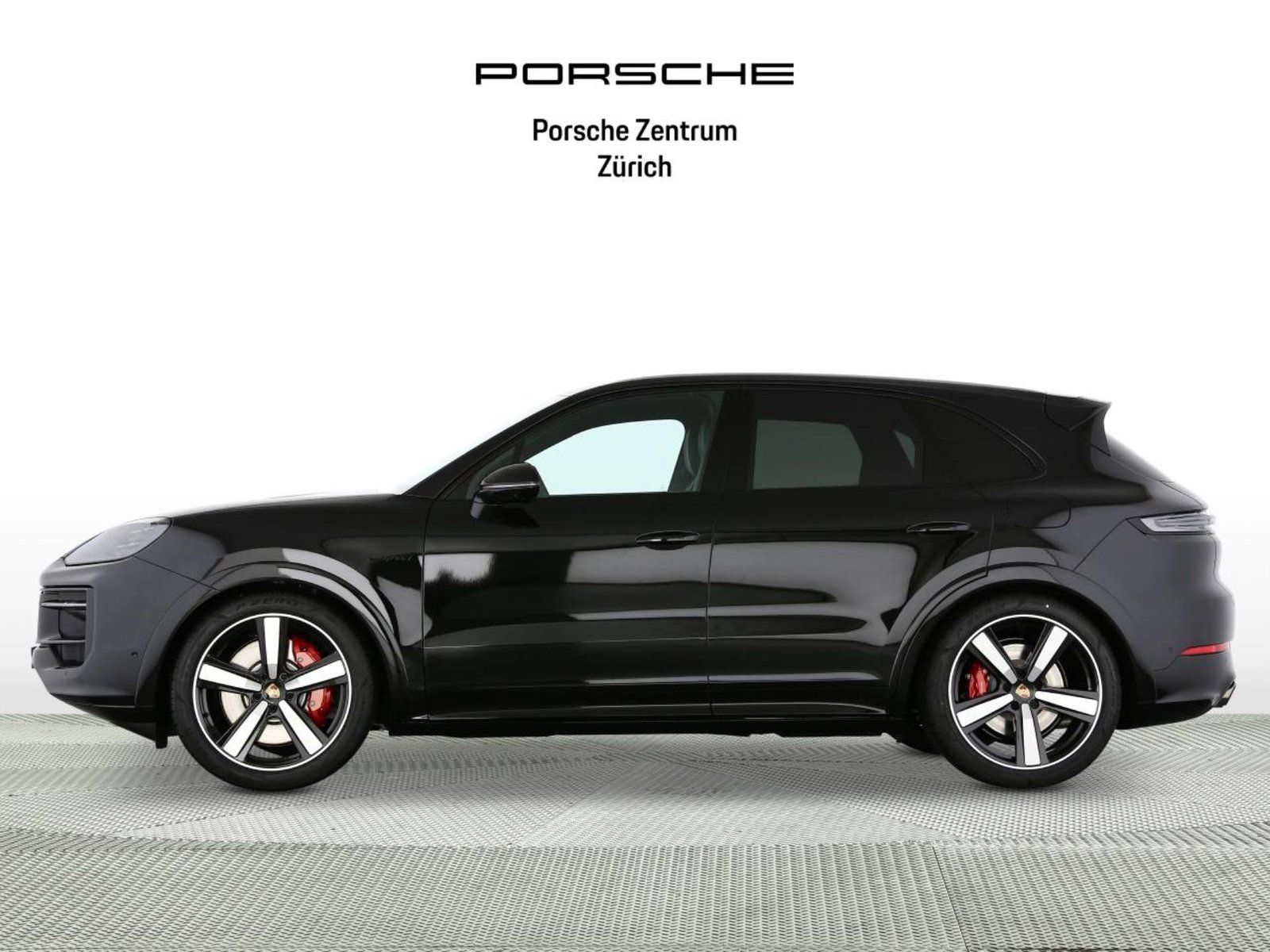PORSCHE Cayenne S E-Hybrid Black Edition, Plug-in-Hybrid Benzina/Elettrica, Auto dimostrativa, Automatico - 2