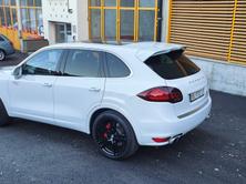 PORSCHE Cayenne 4.8 V8 Turbo S TipT, Petrol, Second hand / Used, Automatic - 3