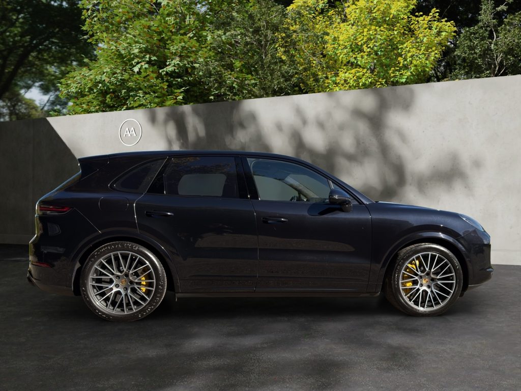 PORSCHE Cayenne 4.0 V8 Turbo, Benzin, Occasion / Gebraucht, Automat - 7
