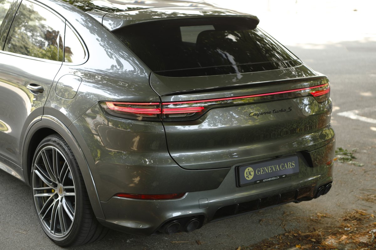 PORSCHE Cayenne Turbo Coupé S E-Hybrid, Plug-in-Hybrid Petrol/Electric, Second hand / Used, Automatic - 2