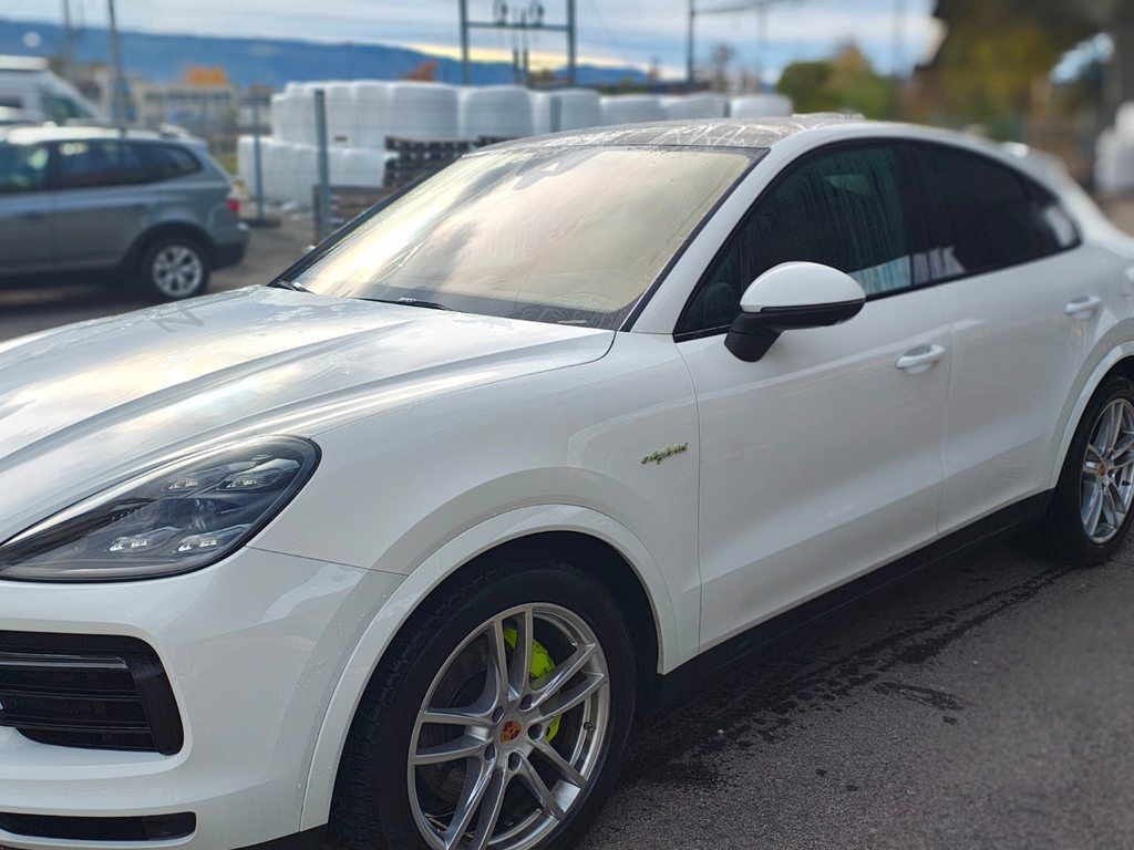 PORSCHE Cayenne Coupé 3.0 V6 E-Hybrid