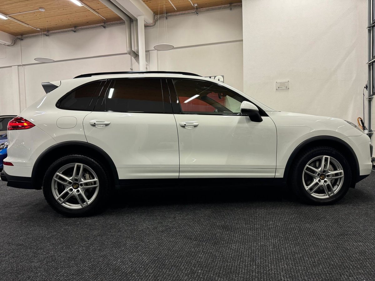 PORSCHE Cayenne S, Petrol, Second hand / Used, Automatic - 4
