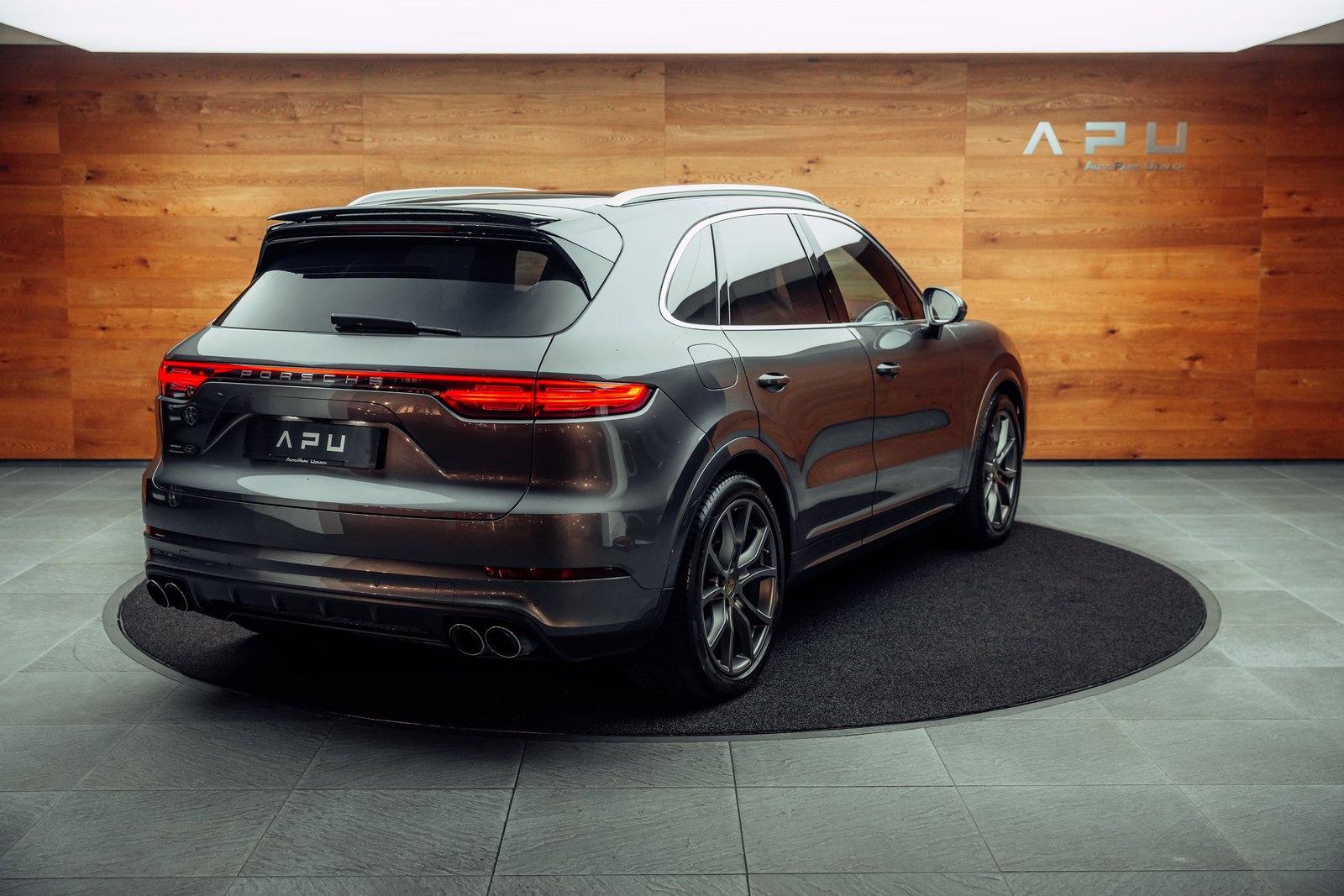 PORSCHE Cayenne Turbo, Petrol, Second hand / Used, Automatic - 2