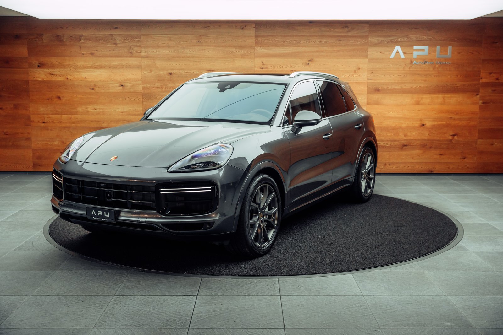 PORSCHE Cayenne Turbo, Petrol, Second hand / Used, Automatic - 5