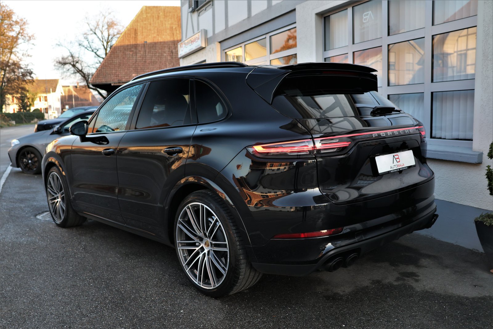 PORSCHE Cayenne Turbo (CH) + 3.5T AHK, Benzina, Occasioni / Usate, Automatico - 6
