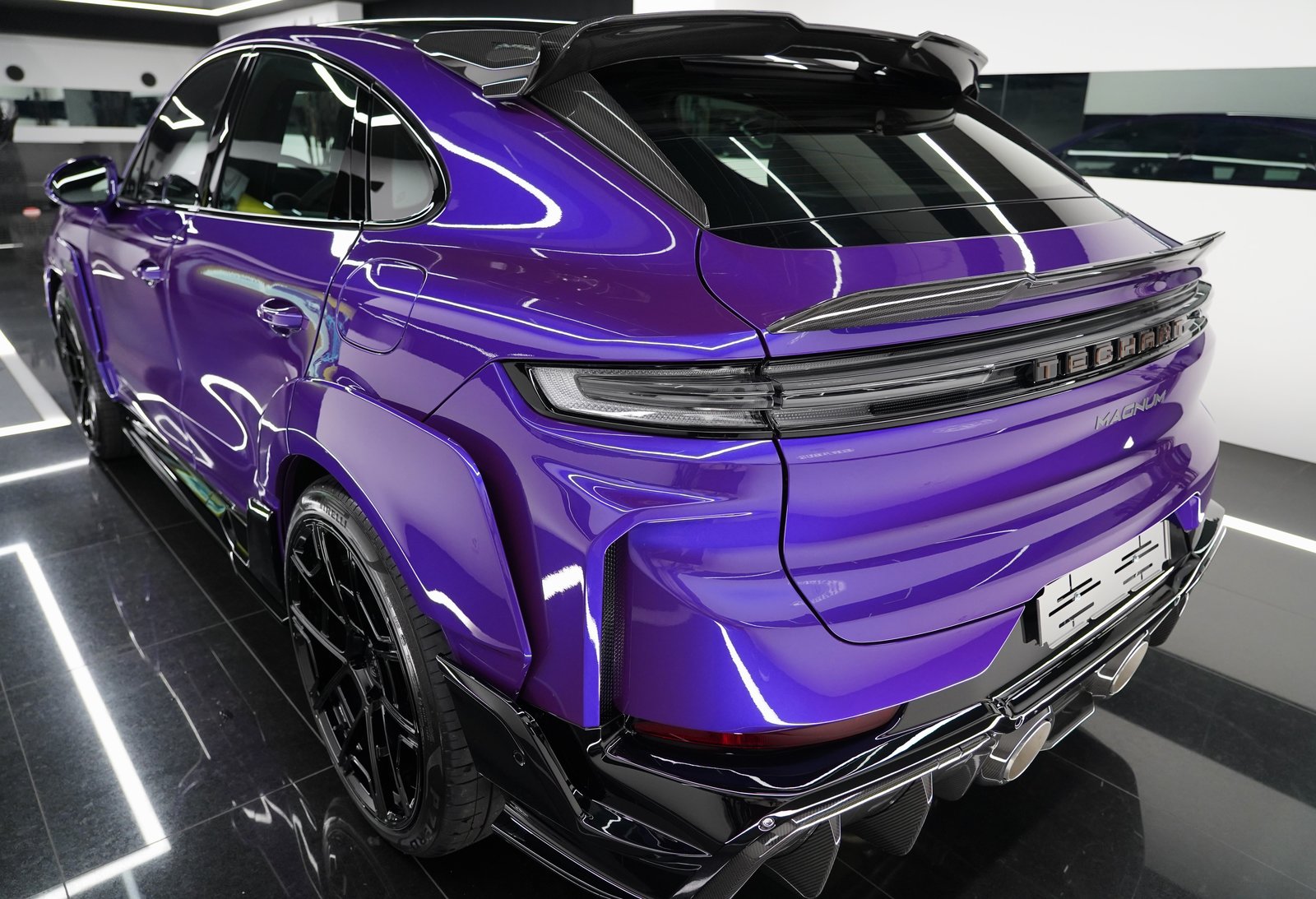 PORSCHE CayenneCoupé T E-Hybrid, Hybride Rechargeable Essence/Électricité, Voiture de démonstration, Automatique - 5