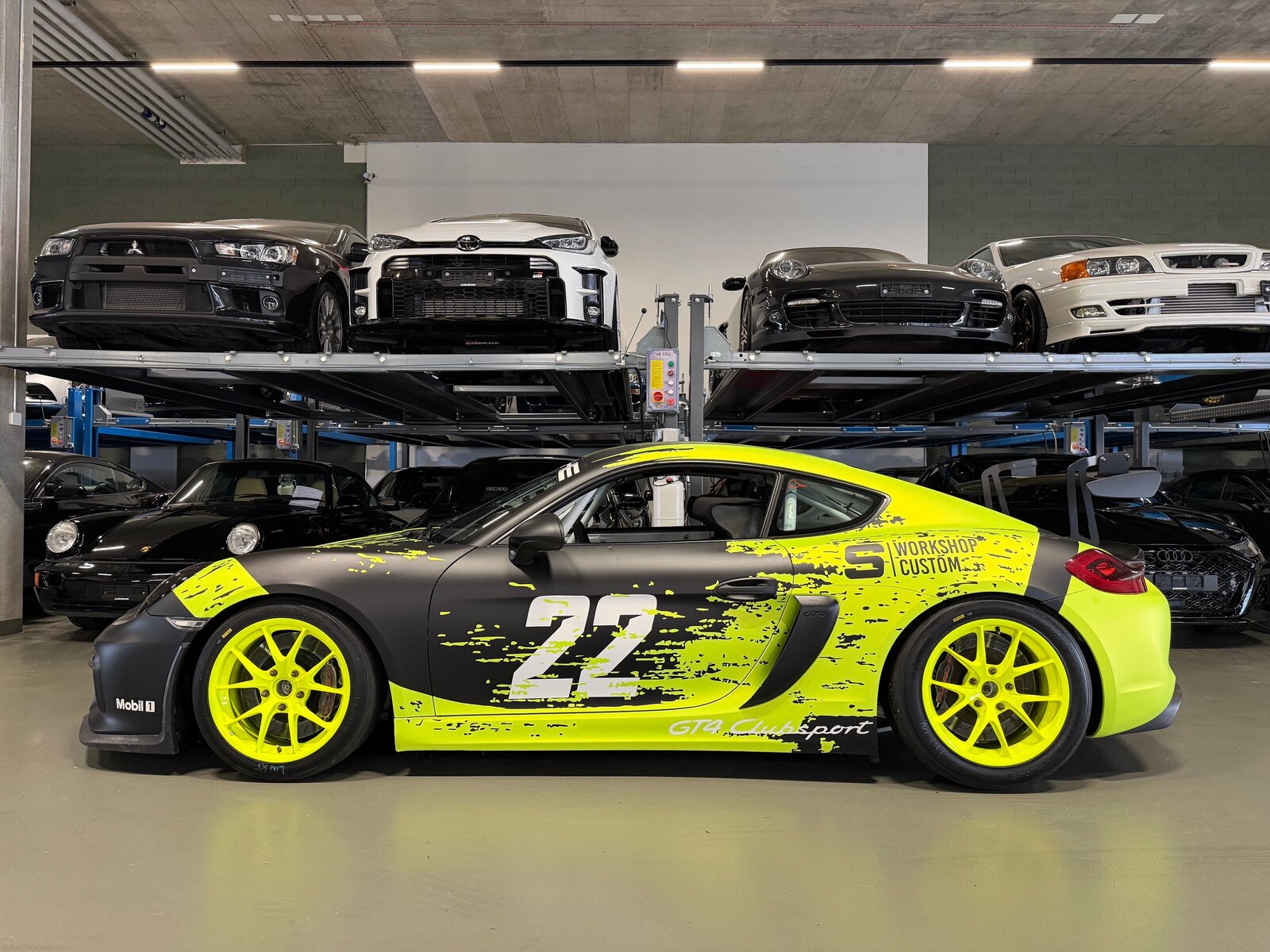 PORSCHE Cayman GT4 Clubsport