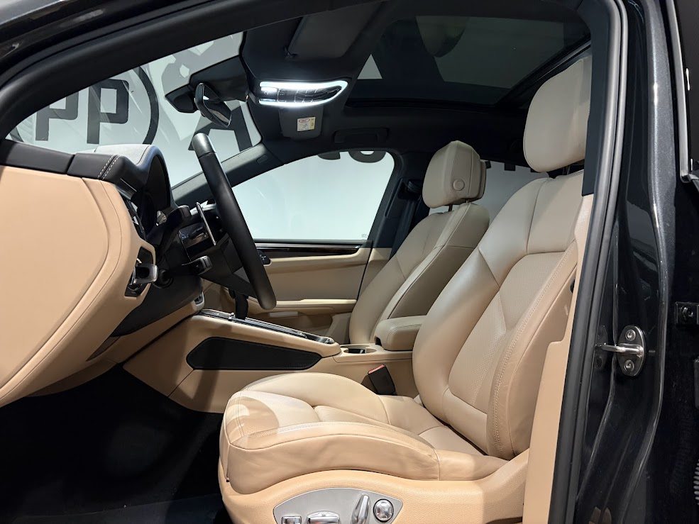 PORSCHE Macan S PDK, Petrol, Second hand / Used, Automatic - 4