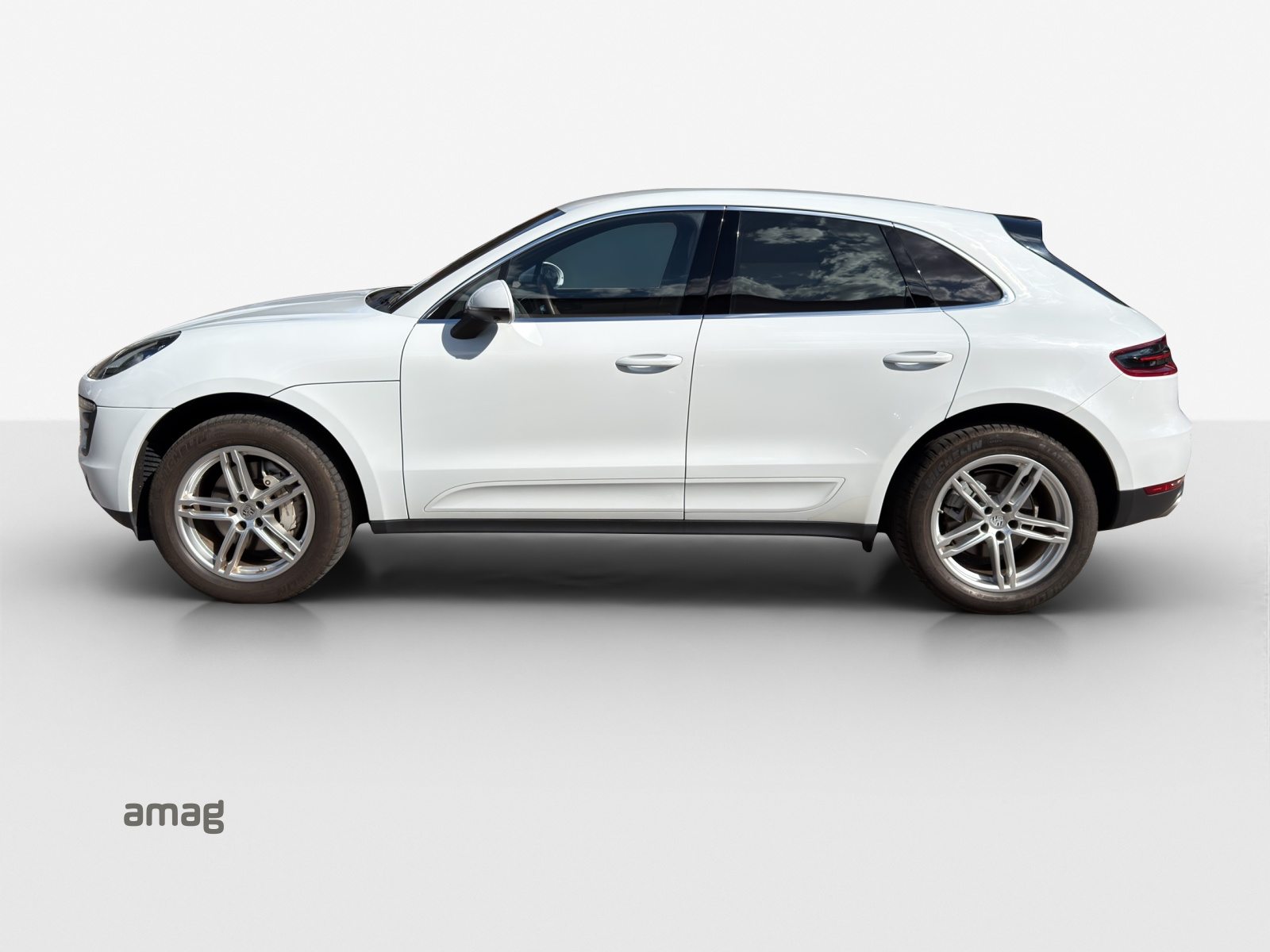 PORSCHE Macan S, Petrol, Second hand / Used, Automatic - 2
