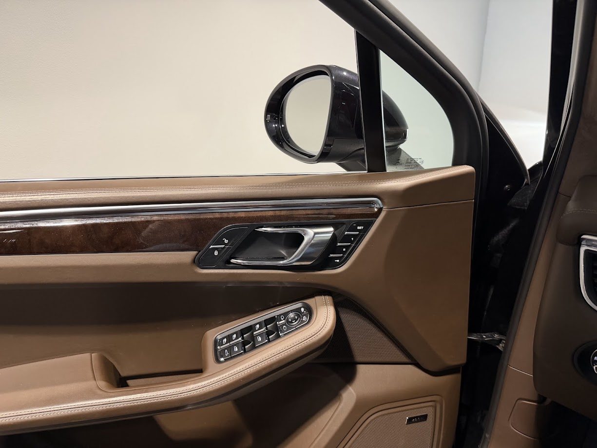 PORSCHE Macan Turbo, Petrol, Second hand / Used, Automatic - 7