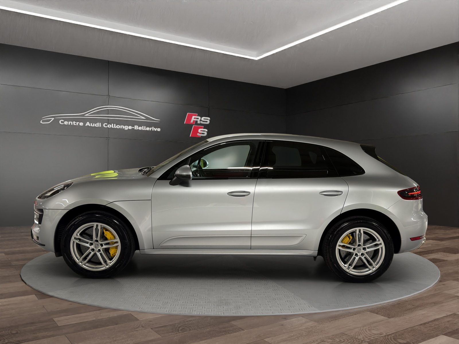 PORSCHE Macan Turbo, Petrol, Second hand / Used, Automatic - 3