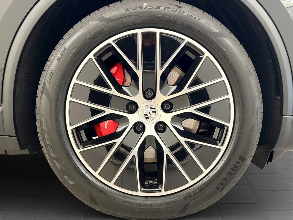 PORSCHE MACAN 4S, Electric, New car, Automatic - 5
